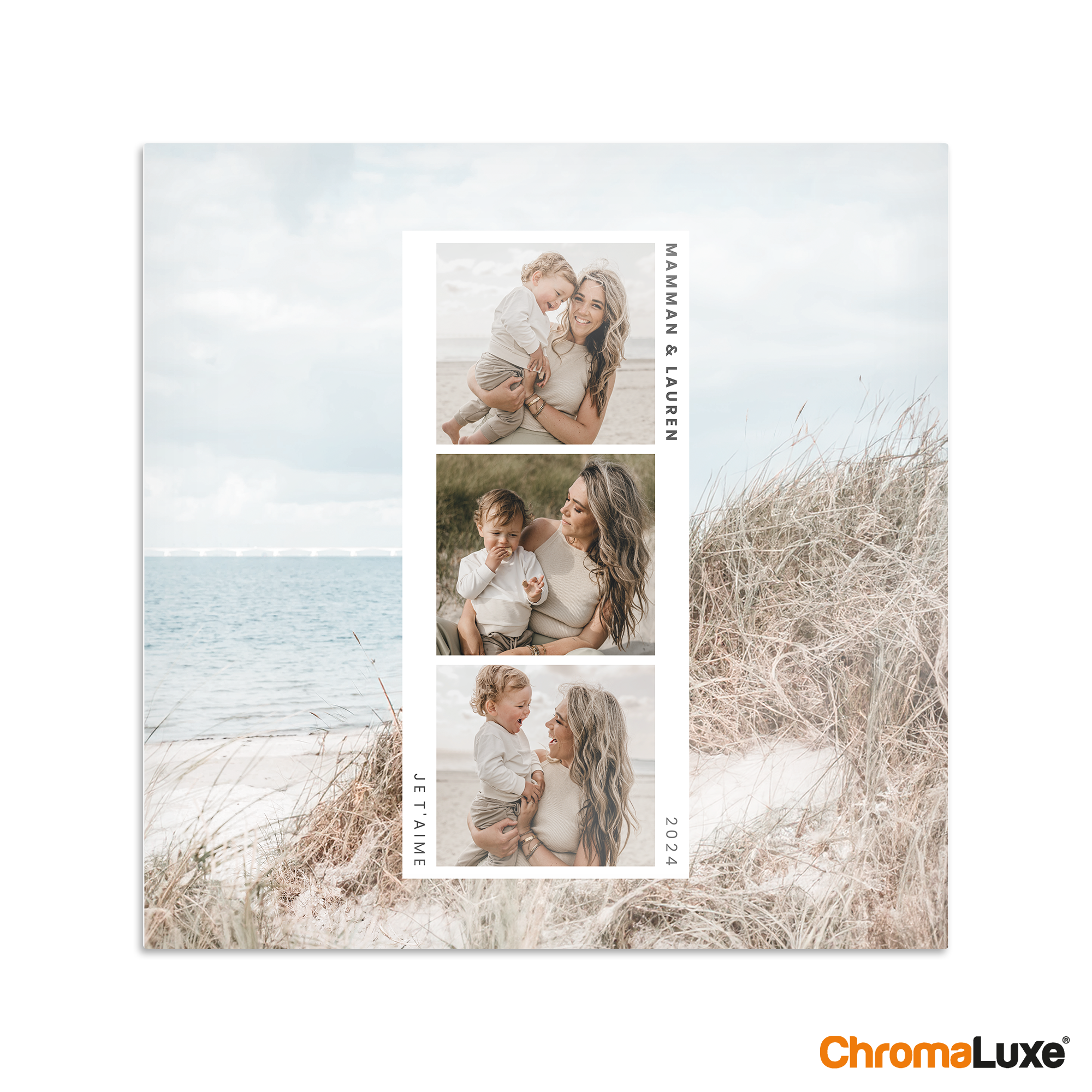 Tableau photo personnalisé ChromaLuxe imprimé avec trois photos de maman et bébé sur la plage avec texte Mammam & Lauren 2024