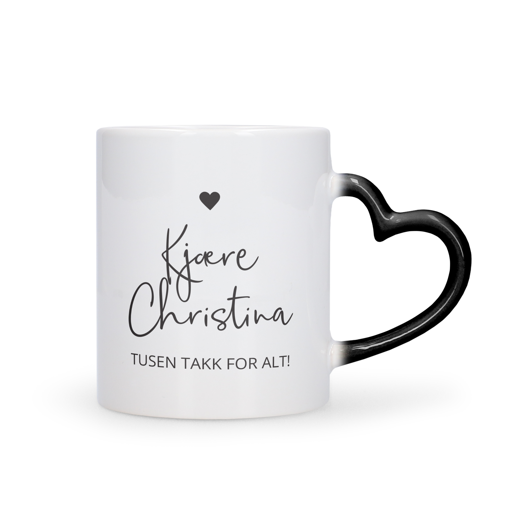 Magisk kopp med bilde, hjerteformet hank, og personlig trykt tekst "Kjære Christina Tusen takk for alt!".