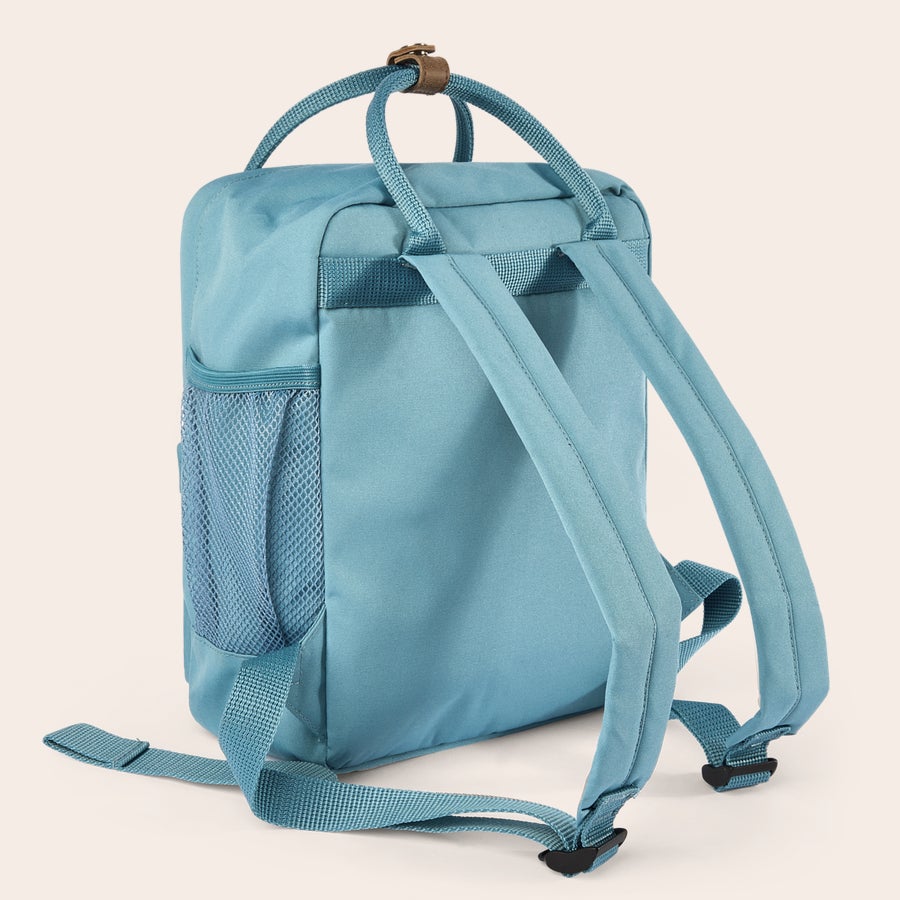 Mochila infantil personalizada Mochila azul claro para niño con correas ajustables y bolsillo lateral de malla, ideal para la vuelta al cole.