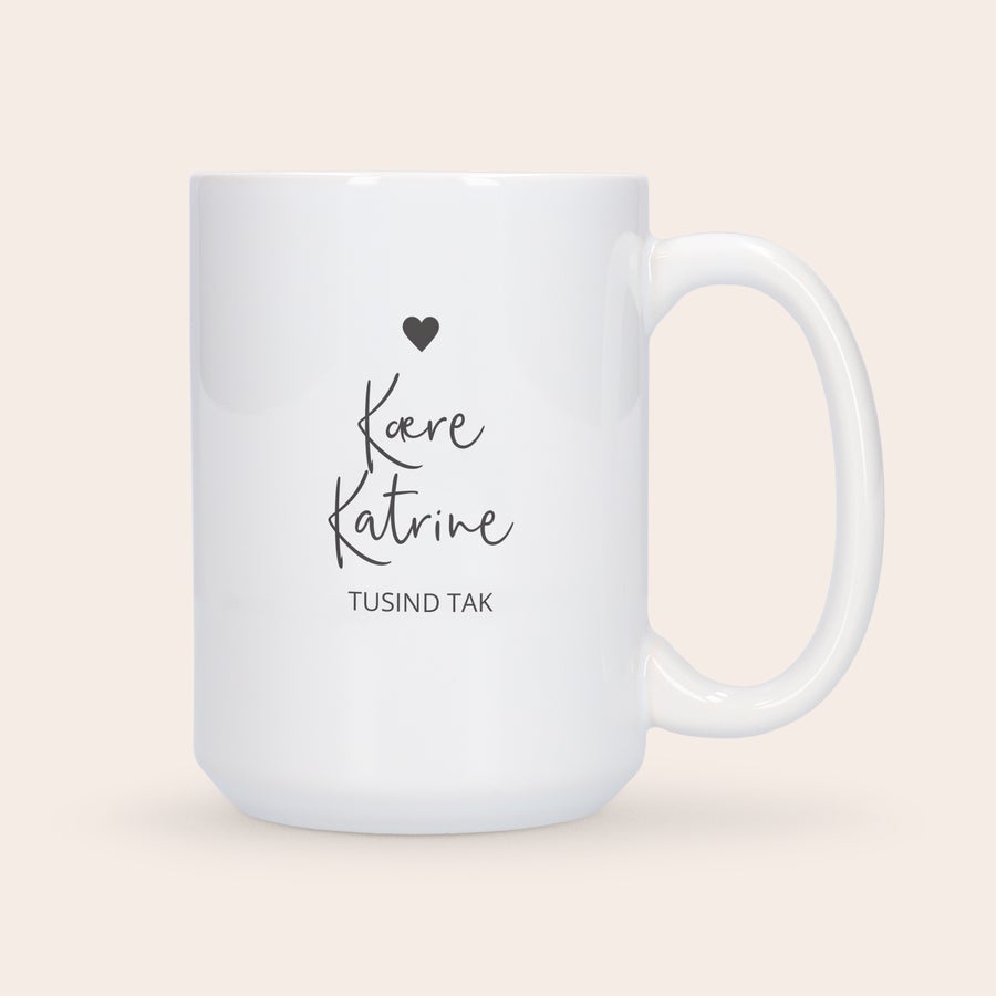 Stort krus med foto og tekst Dette store krus med foto er printet med navn Katrine og teksten Tusind tak, en personlig gave til kaffe-elskere.