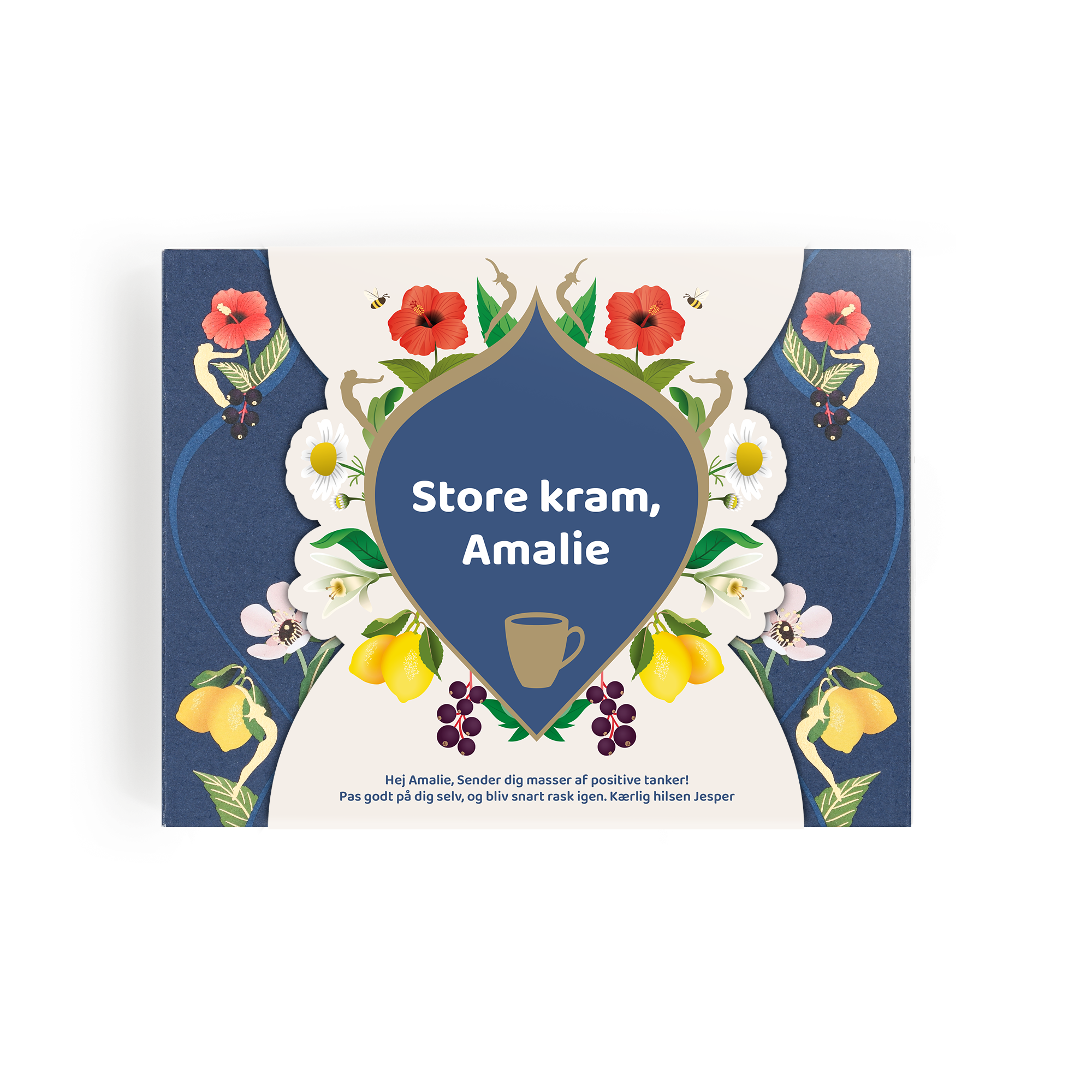 Personligt Pukka te gavesæt, trykt med navn Amalie og teksten Store kram, med blomstermotiver og en kop te.