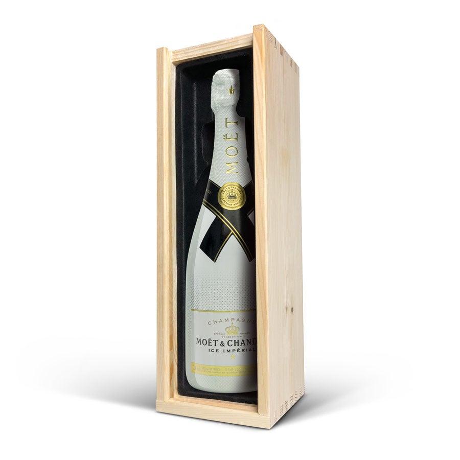 Moet & Chandon Ice Imperial v personalizovaném pouzdře