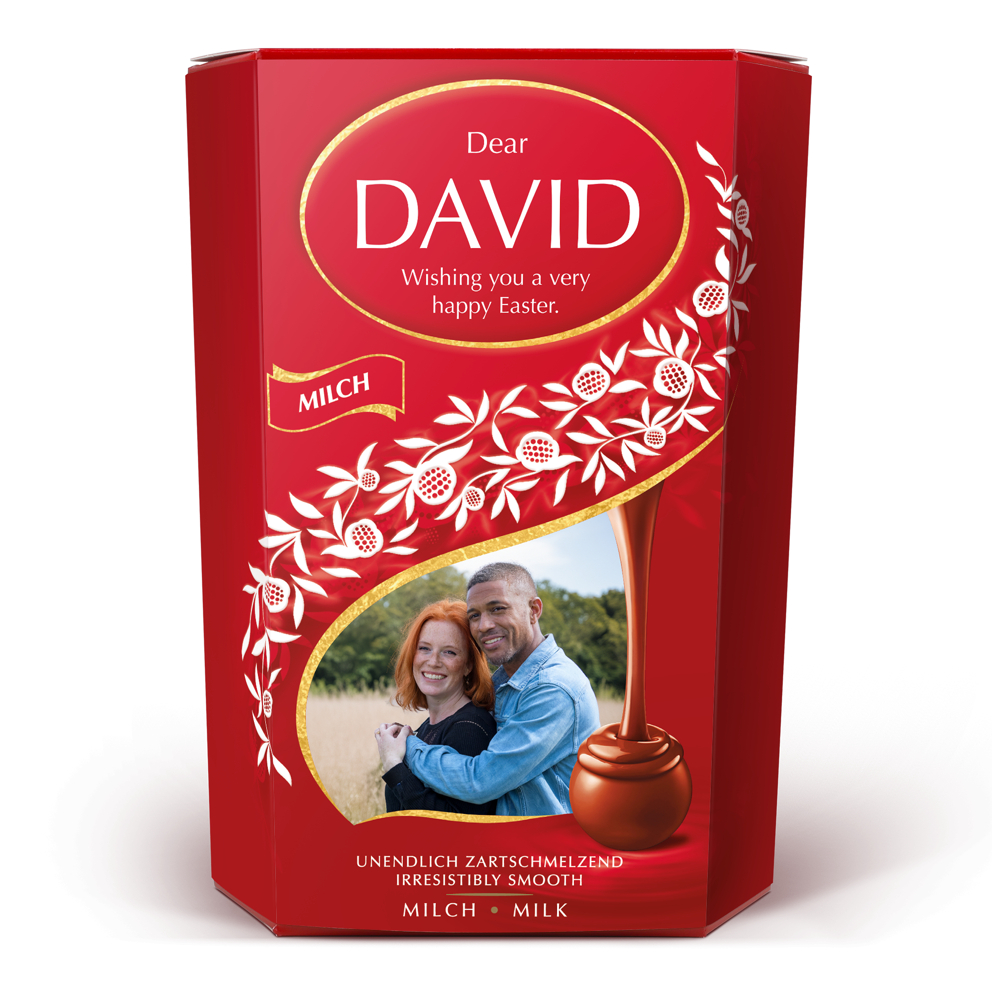 Pudełko personalizowanych pralin Lindt z nadrukowanym zdjęciem pary i napisem David, idealne na prezent