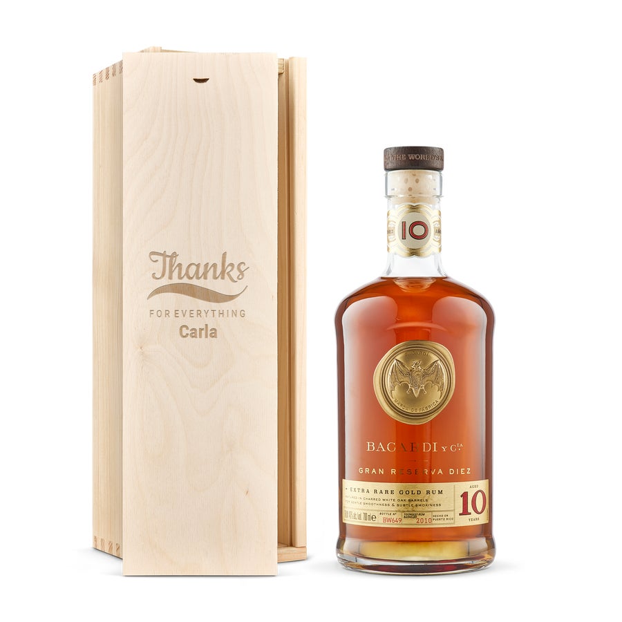 Ron Bacardi Reserva Diez - Caja grabada Ron Bacardi Reserva Diez - Caja grabada