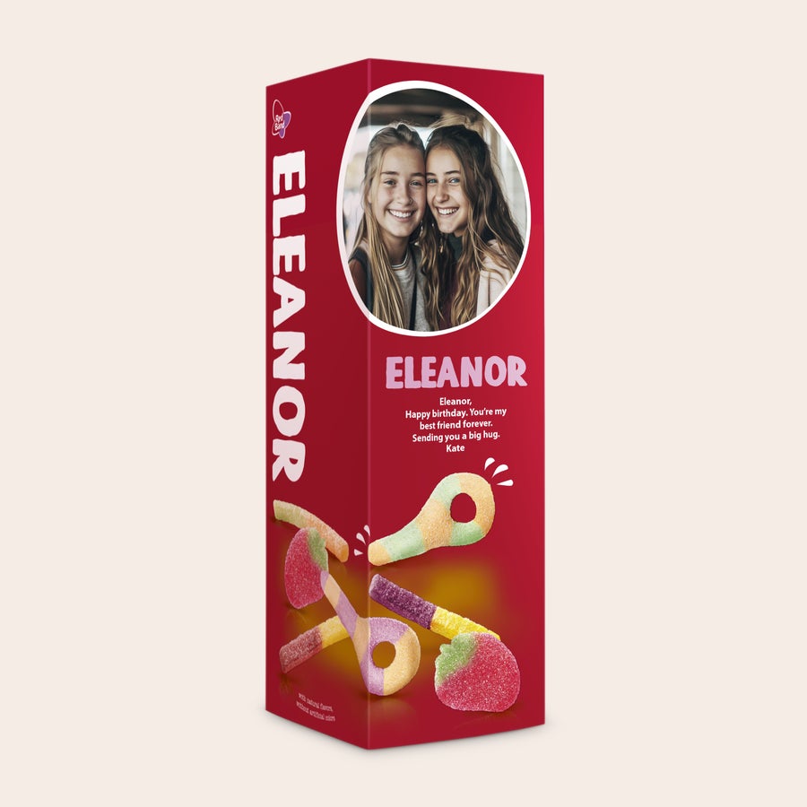 Red Band varázslatos partymix személyre szabott díszdobozban Piros színű, fotóval és Eleanor névvel nyomtatott személyre szabott díszdoboz cukorkamixxel.