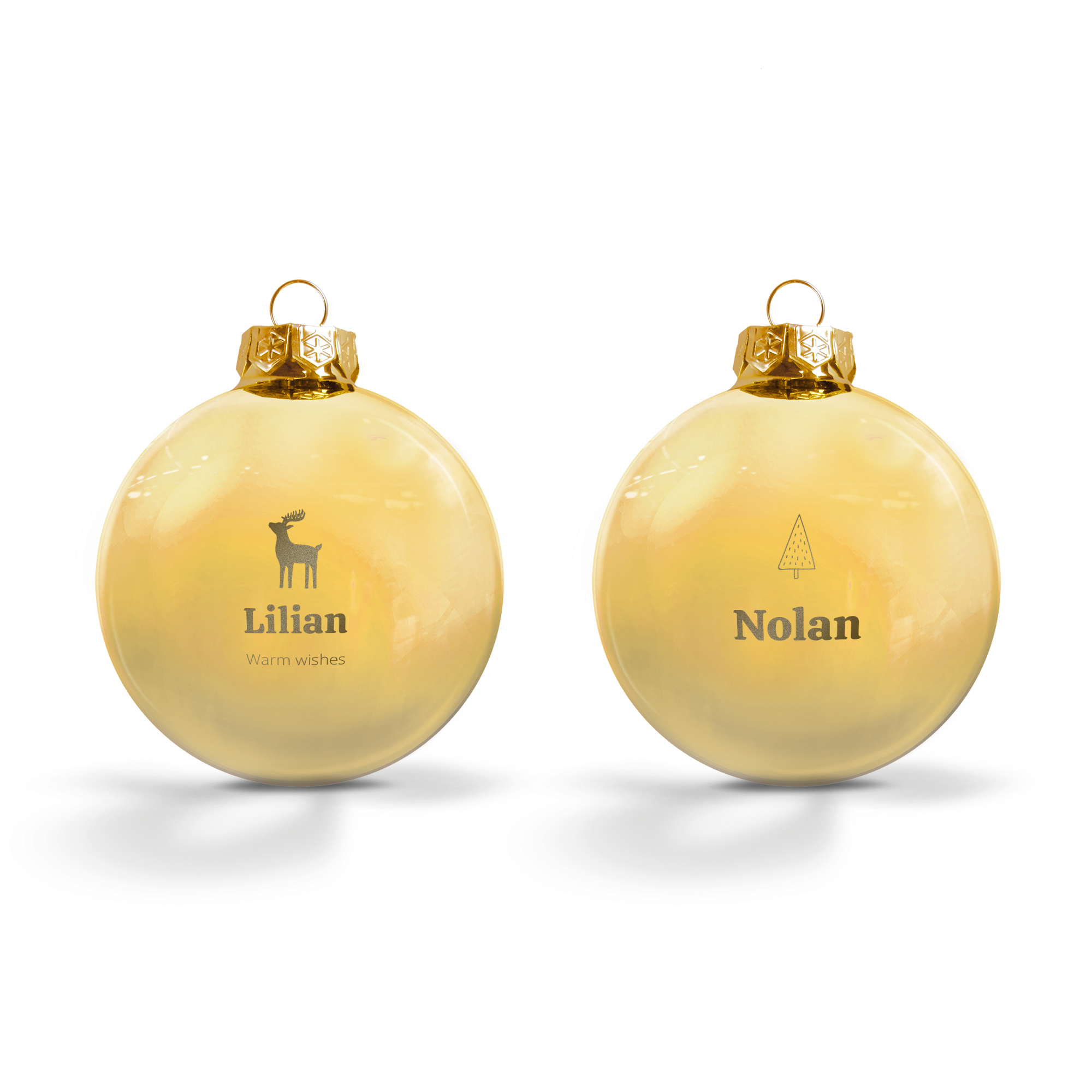 Enfeite de Natal de vidro personalizado, com um cervo e nome Lilian e uma árvore de Natal e nome Nolan gravados.