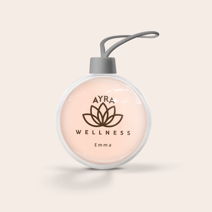Boule de Noël Personnalisée Boule de Noël transparente personnalisée avec logo Ayra Wellness et le nom Emma, imprimée