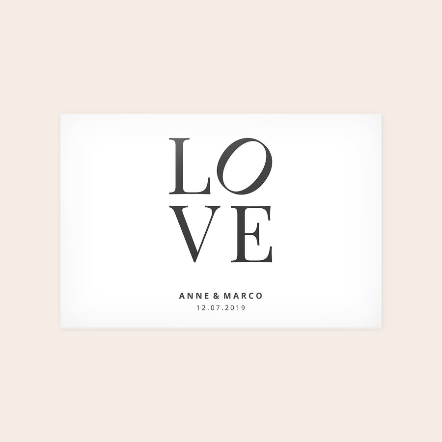 Fotoposter selbst gestalten Foto Poster mit dem Wort LOVE und den Namen Anne & Marco sowie dem Datum 12.07.2019 gedruckt. Genieße von deinen schönsten Momente auf einzigartige Weise, dein Foto als Poster!