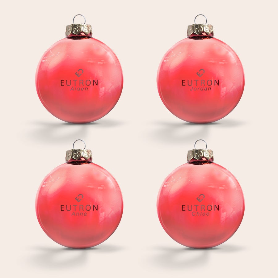 Palline di Natale con Nome - in Vetro Quattro palline di Natale personalizzate rosse incise con il nome Aiden Jordan Anna e Chloe perfette per il tuo albero