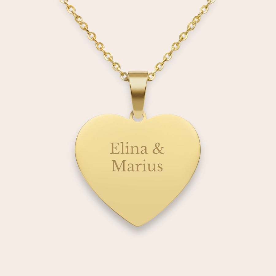 Halsband med graverat hjärta Halsband med graverat hjärta