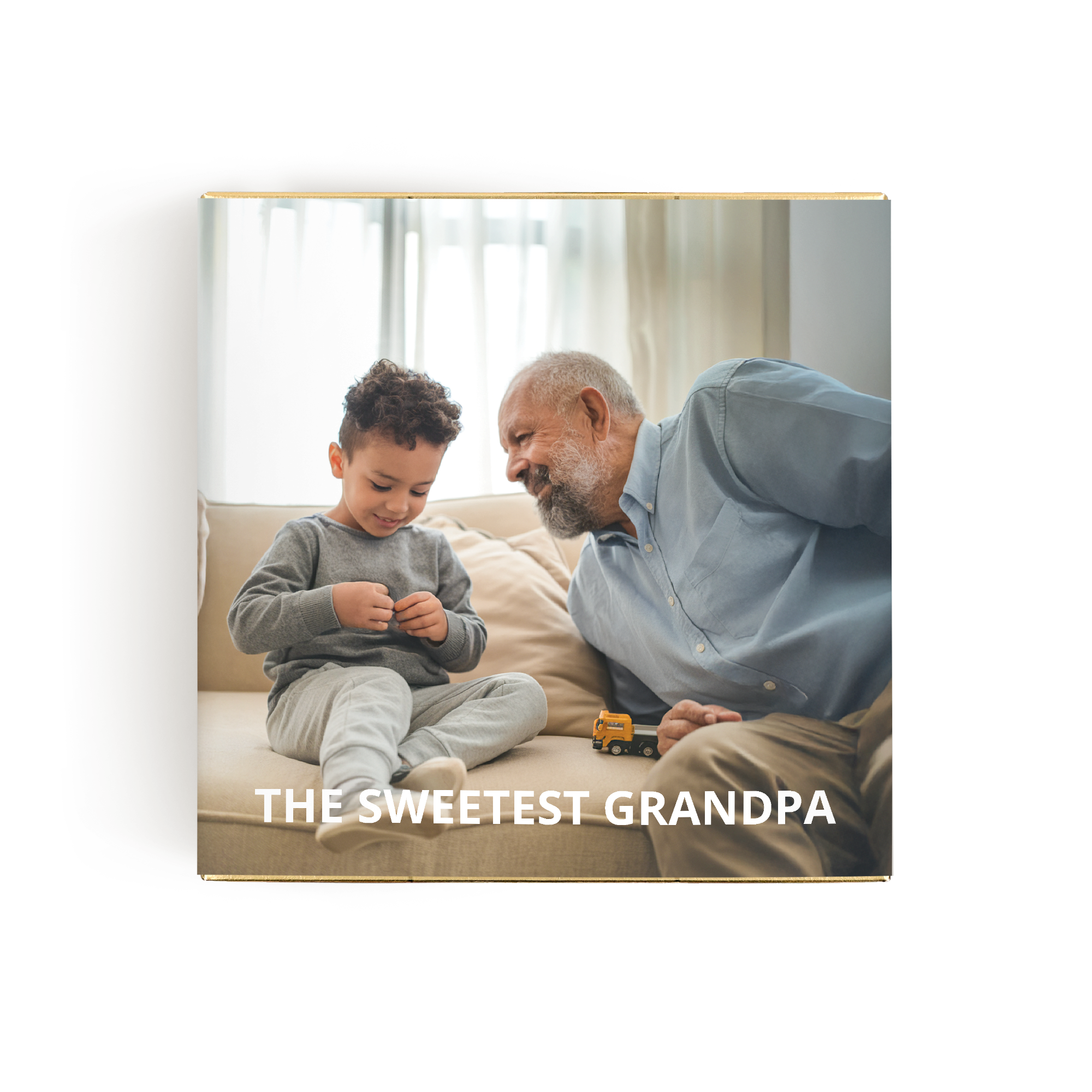 Personalizirano darilo Ferrero Rocher z natisnjeno fotografijo dedka in vnuka in napisom THE SWEETEST GRANDPA