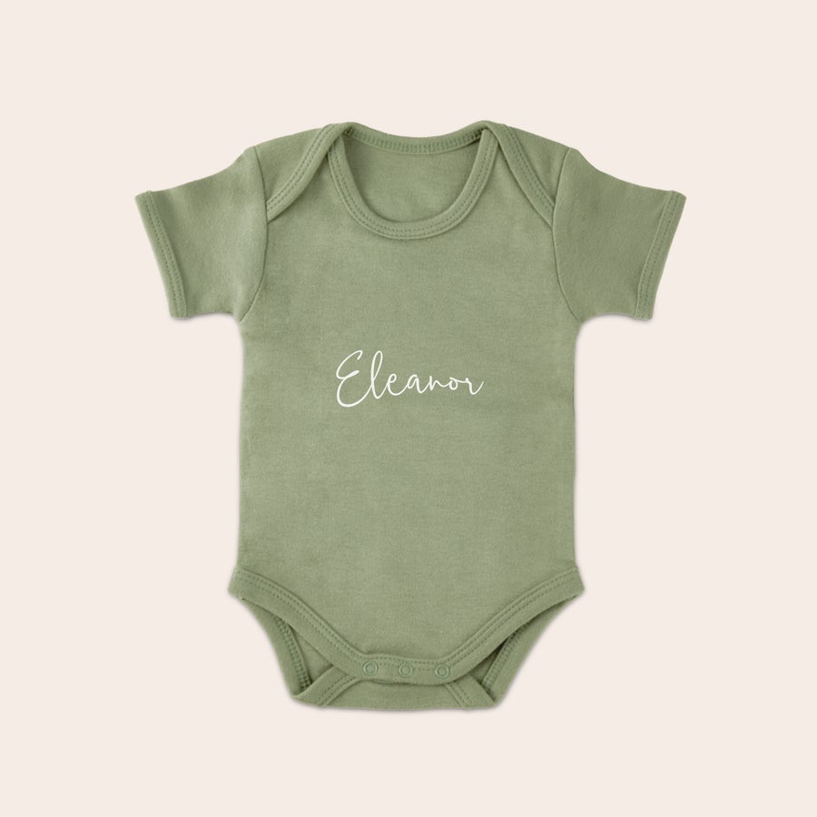 Macacão de Bebé Body verde-azeitona de bebé personalizado com o nome Eleanor, ideal para surpreender os recém-papás