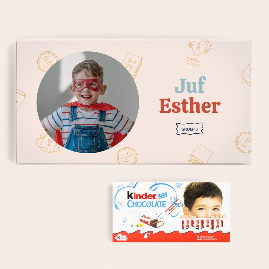 Gepersonaliseerde kinder chocolade Gepersonaliseerde doos met foto van kind en naam Juf Esther voor kinder chocolade personaliseren 32 reepjes.