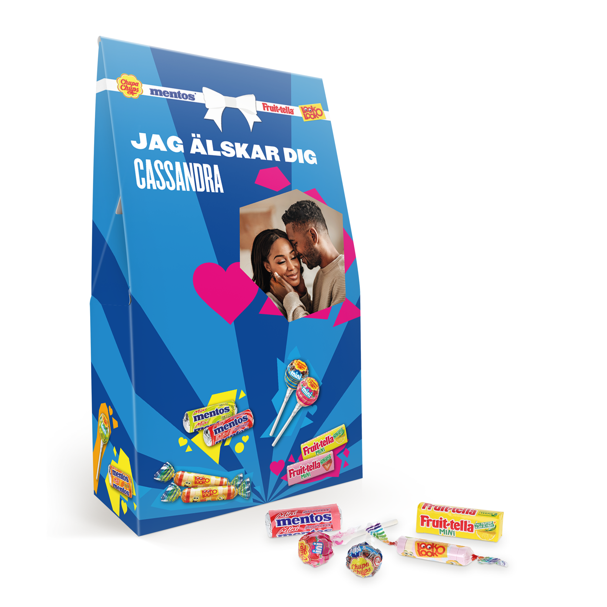 Personlig Fruit-tella godismix med texten "Jag älskar dig Cassandra" och ett foto, tryckt på en blå låda.