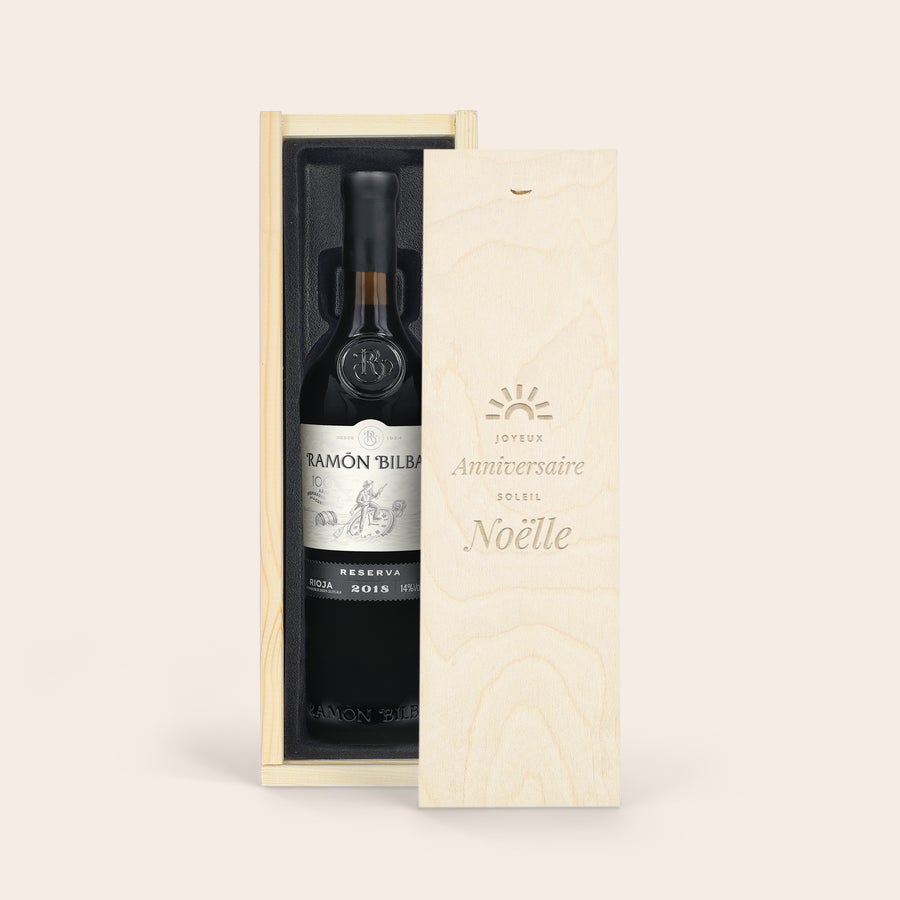Vin Ramon Bilbao Reserva personnalisé Coffret en bois gravé avec bouteille de vin Ramon Bilbao et "Joyeux Anniversaire Noëlle"