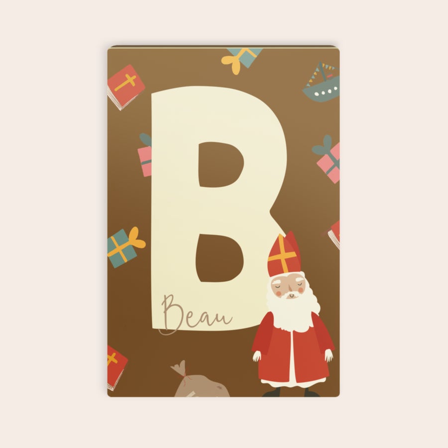 Gepersonaliseerde chocoladeletter Sinterklaas Chocoladekaart met Sinterklaas thema, letter B, de naam Beau en Sint-afbeelding, bedrukt met een foto.