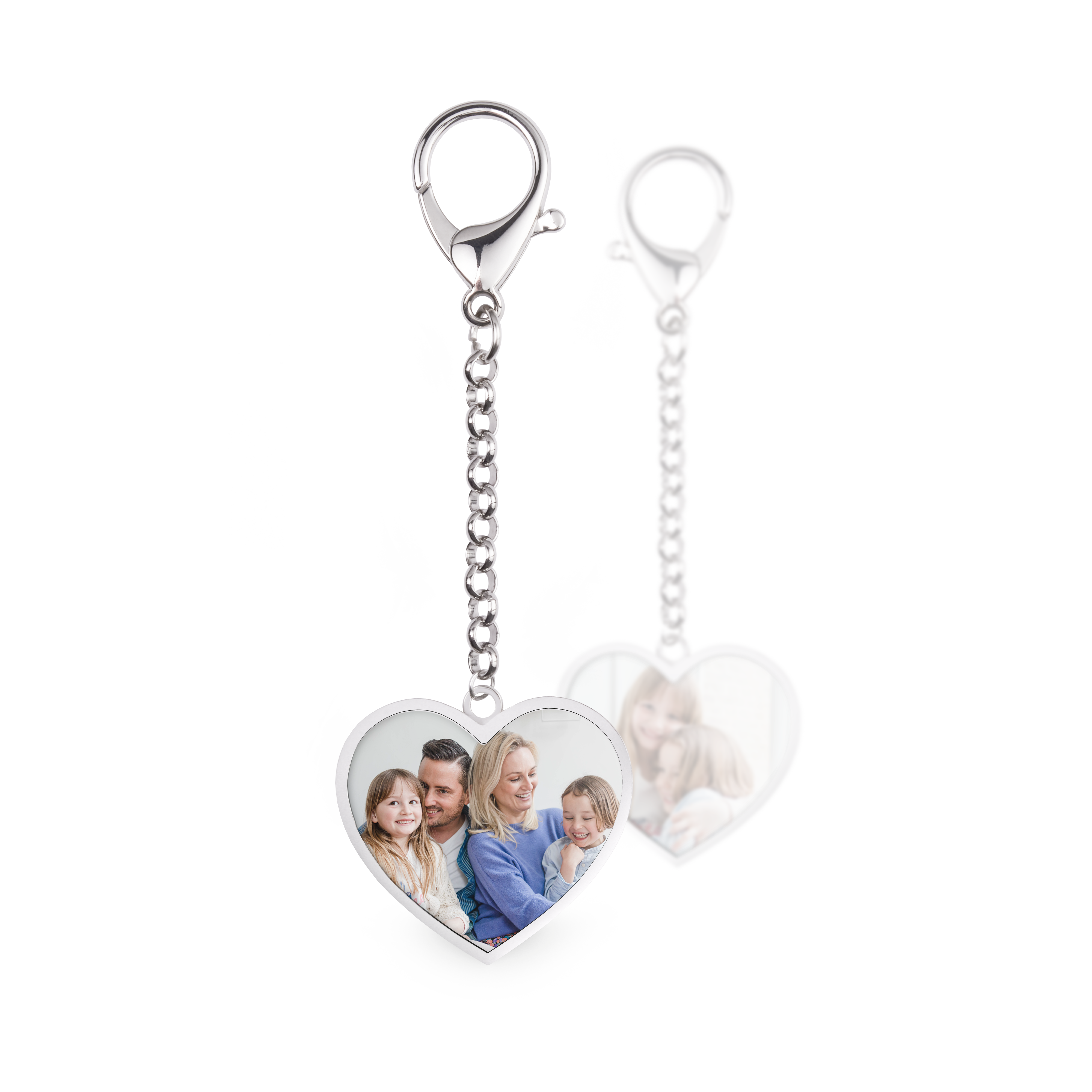 Heart-shaped keyring printed with a family photo on both sides for a personalized surprise