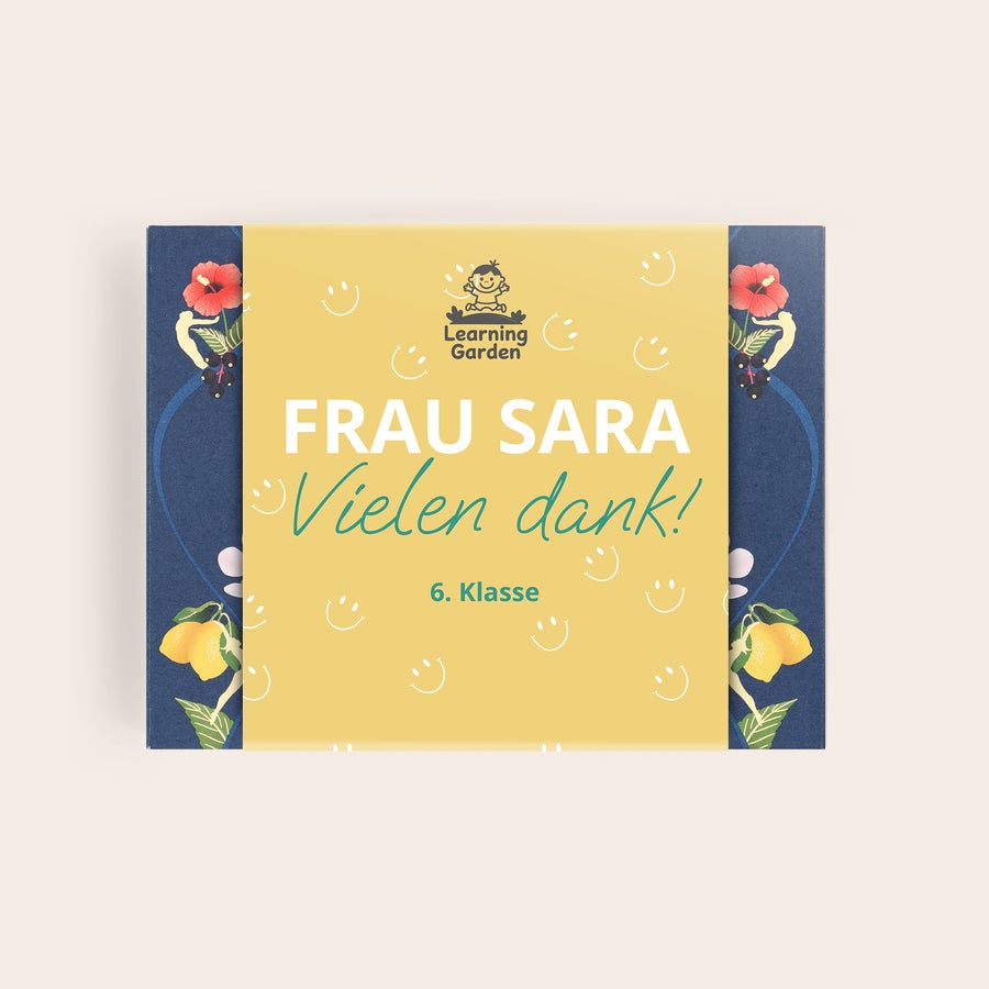 Personalisierte Pukka tea Personalisierte Teebox bedruckt mit Frau Sara, vielen Dank, 6. Klasse, Blumen und Zitronen für Deine ganz persönliche Tee-Oase