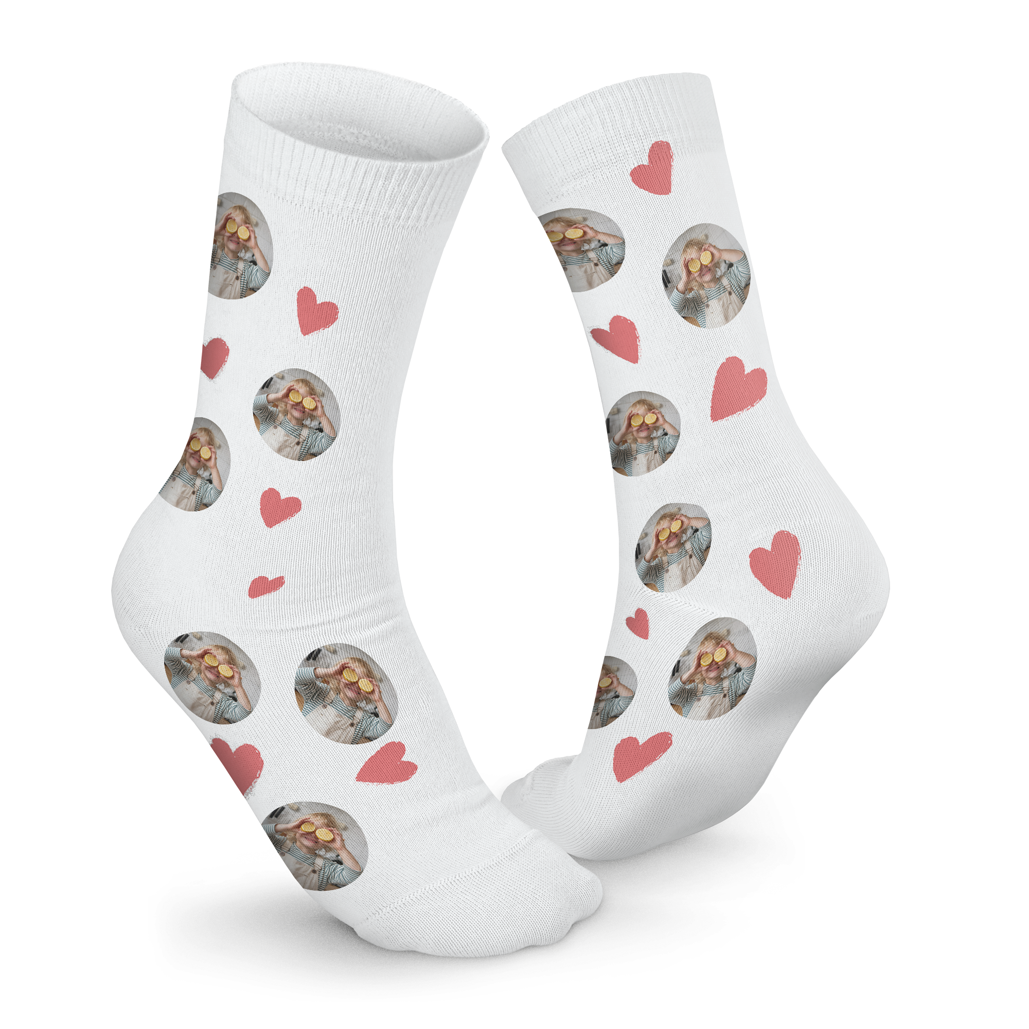 Weiße personalisierte Foto-Socken mit einem lachenden Kind und roten Herzen bedruckt