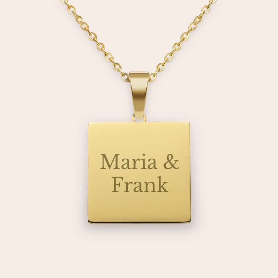 Halskjede med firkantet anheng Halskjede med firkantet anheng