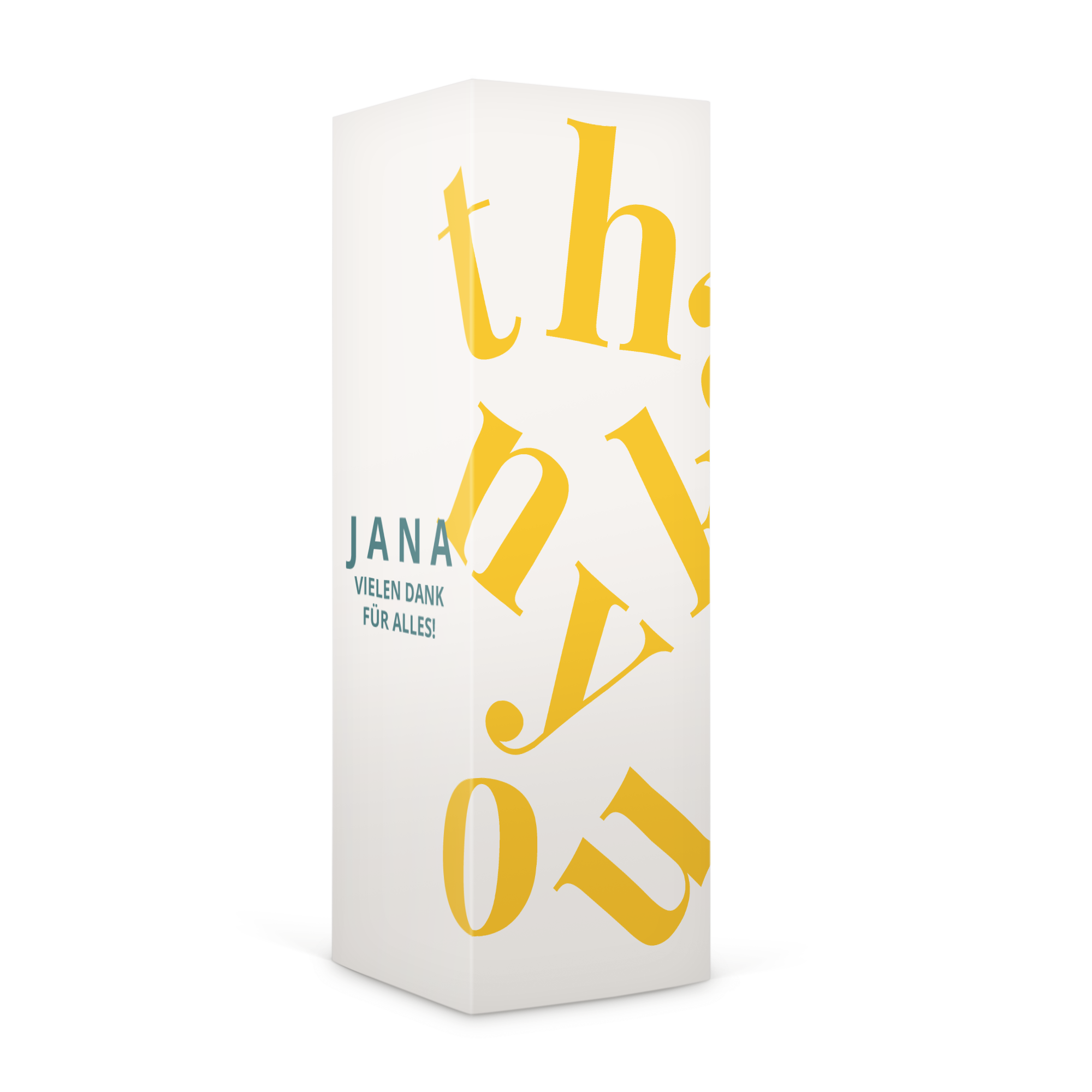 Personalisierte Geschenkbox für Nüsse bedruckt mit dem Namen Jana und Danke Aufschrift. Überrasche mit einer personalisierten Geschenkbox voller frischer Nüsse