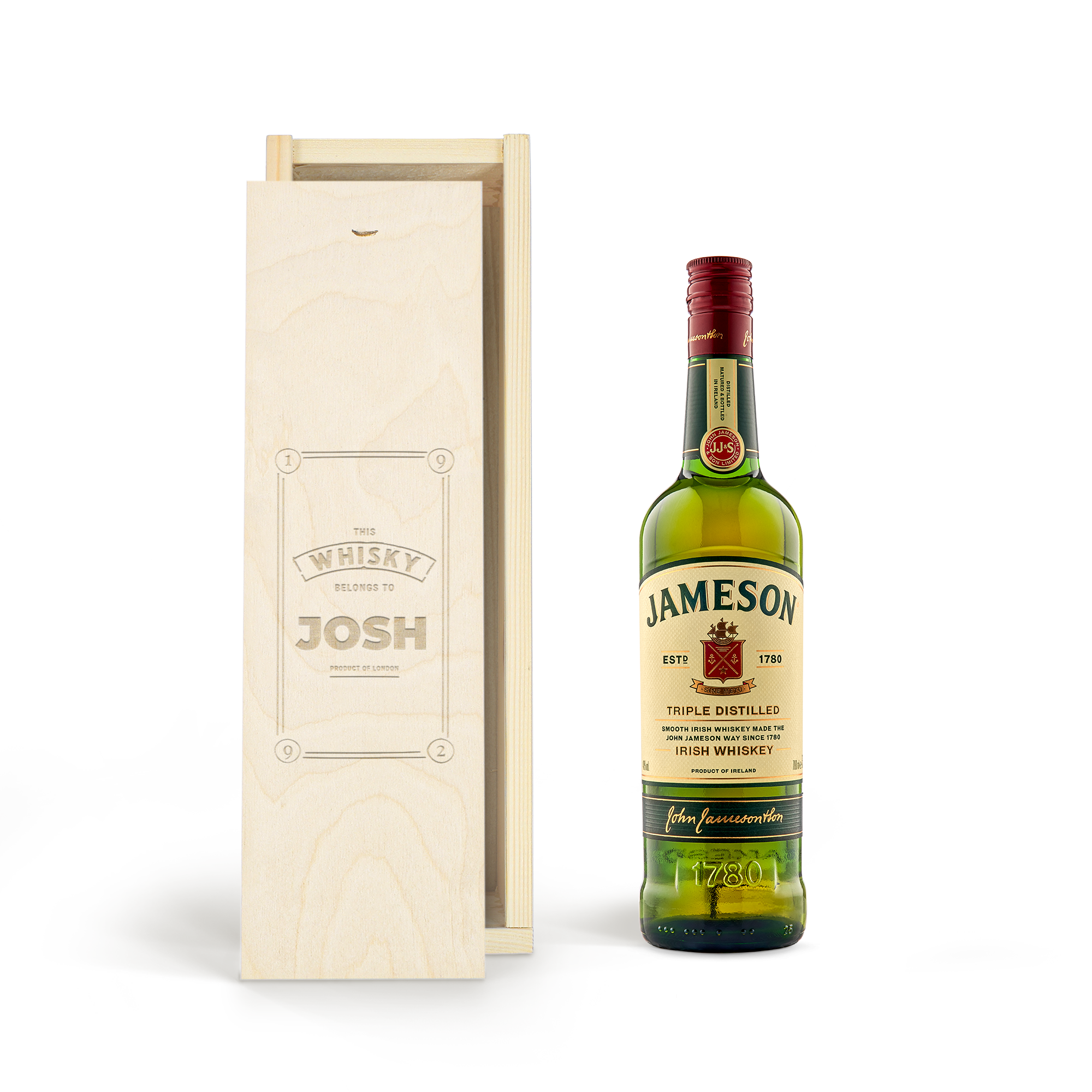Fľaša whisky Jameson v gravírovanom drevenom obale s textom Prekvapte svojich blízkych.