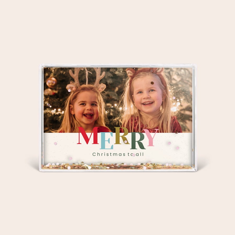 Personlig snöklot - rektangel Rektangulär personlig snöglob med bild på två barn och texten Merry Christmas to all, fylld med konfetti