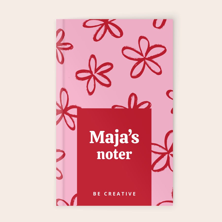 Trykt notesbog Personlig notesbog til at tilpasse med billeder, lyserød med røde blomster og teksten Majas noter