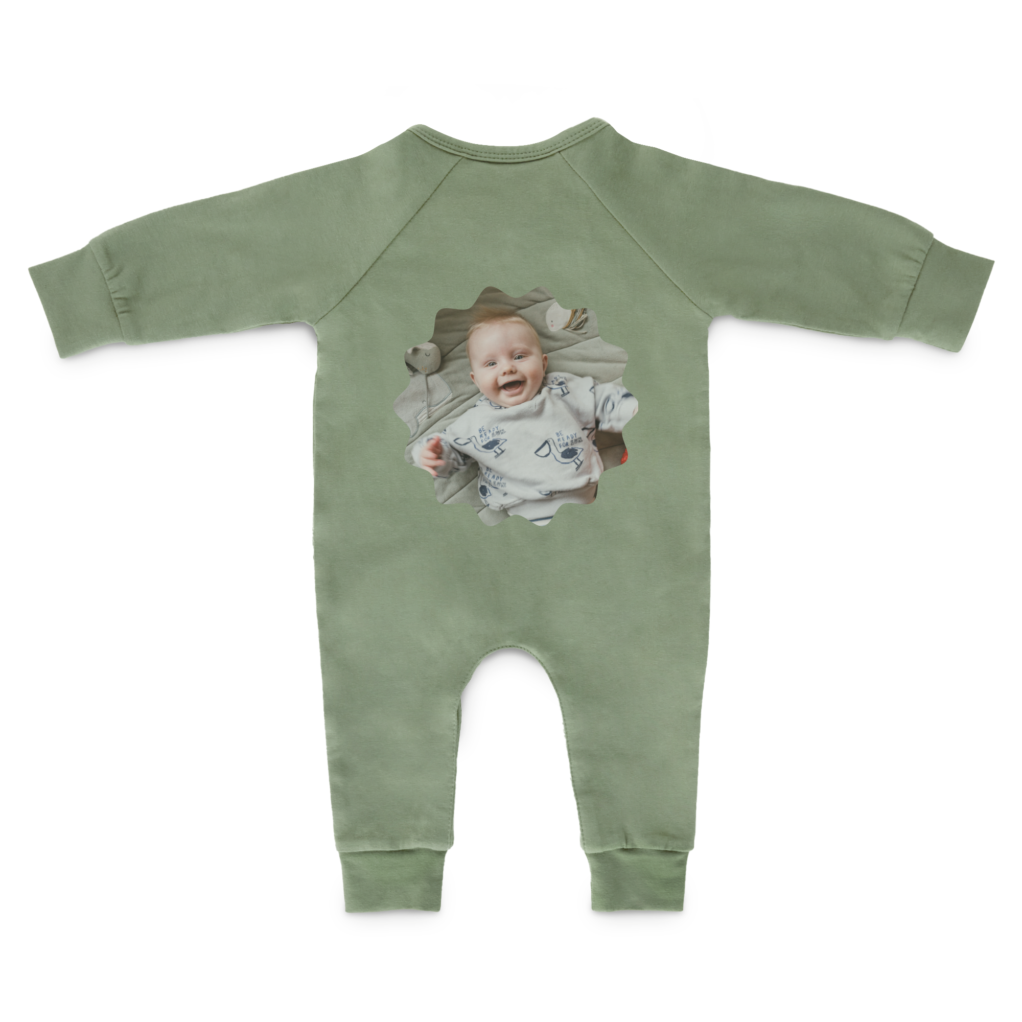 Body verde para bebé impreso con foto de un bebé sonriendo. ¡A mover esas piernas gorditas en un body personalizado!