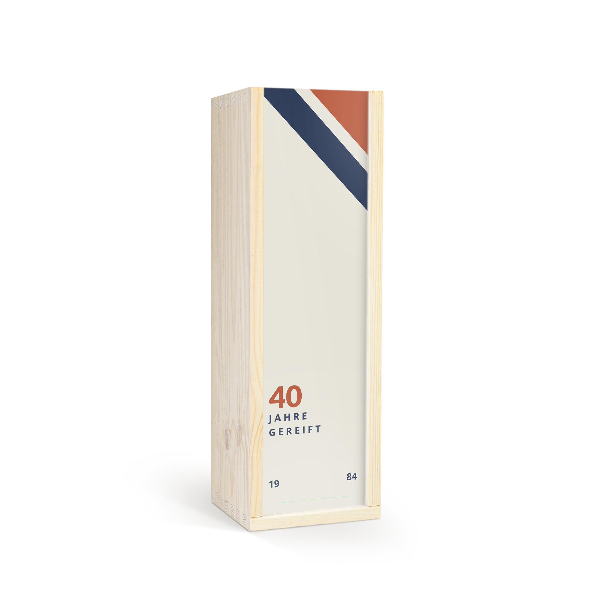 Flasche Glen Talloch Whisky in personalisierter Holzkiste, bedruckt mit "40 Jahre gereift" und Jahreszahlen 19 und 84