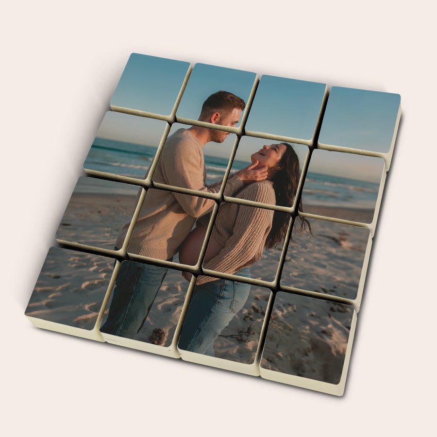 Foto en bloques de chocolate Chocolates personalizados con foto de pareja en la playa, impresos a todo color, una sorpresa deliciosa.