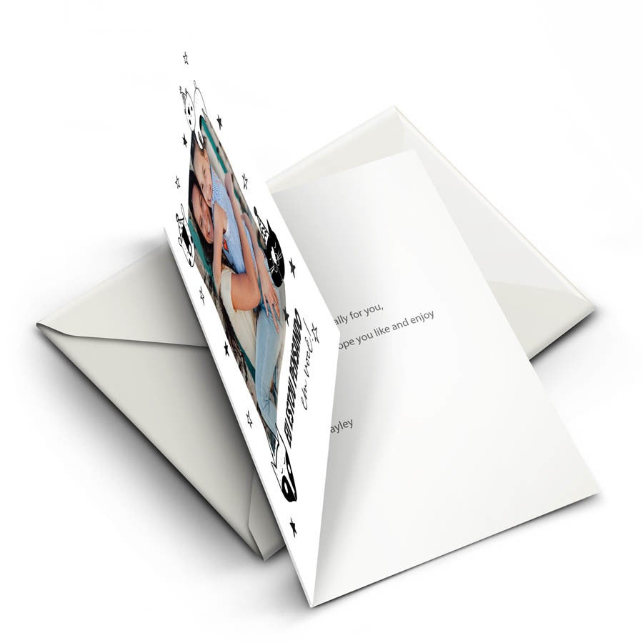 Crie um cartão de foto personalizado com foto impressa de mãe e filho e envelope, com texto Você é o melhor!