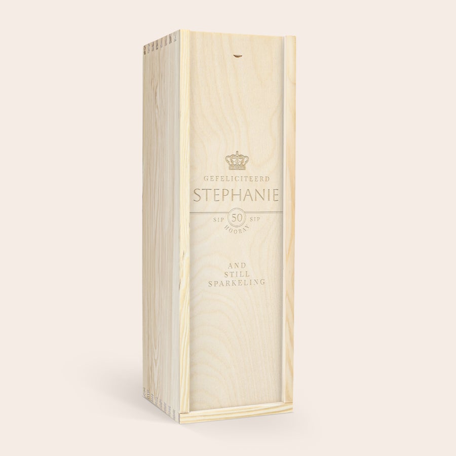 Moët & Chandon Brut in gepersonaliseerde kist Moët & Chandon Brut in gepersonaliseerde kist