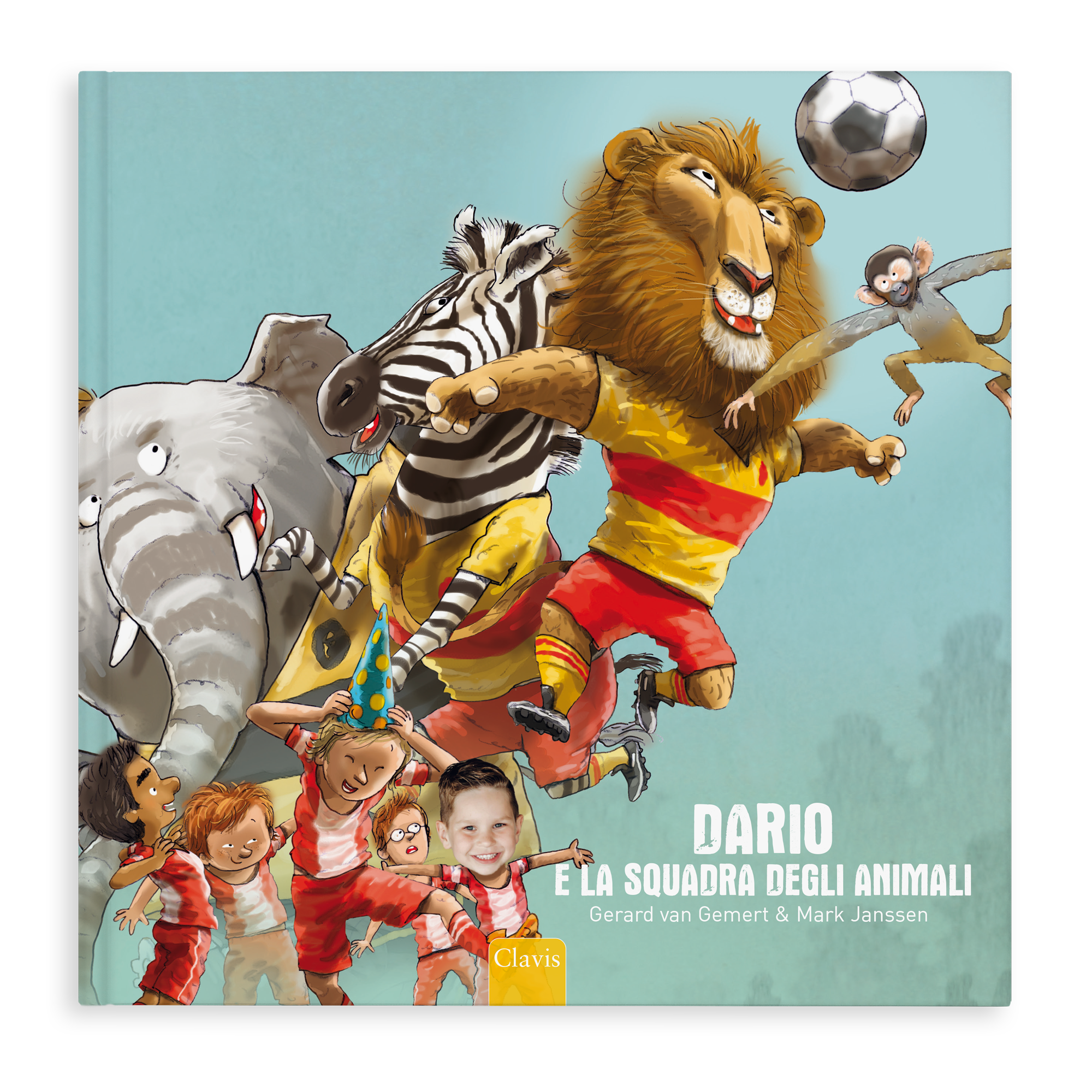 Copertina di libro personalizzato sul calcio con nome e foto del bambino, e animali che giocano a pallone