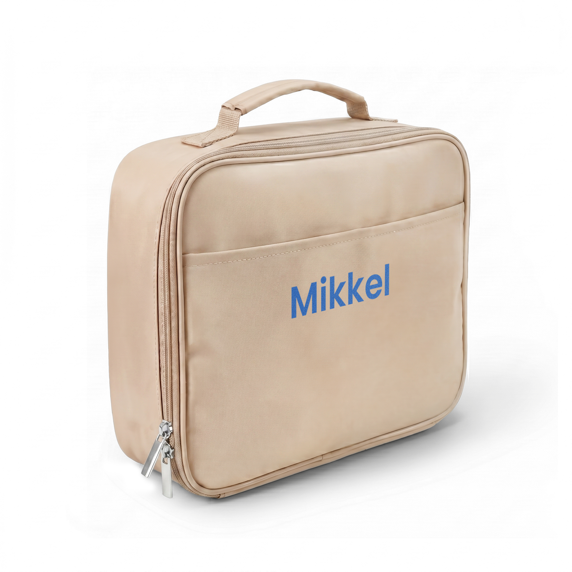 Personlig kjølebag - beige, med navnet Mikkel trykt i blått. Denne unike kjølebagen kan tilpasses med valgfri tekst.