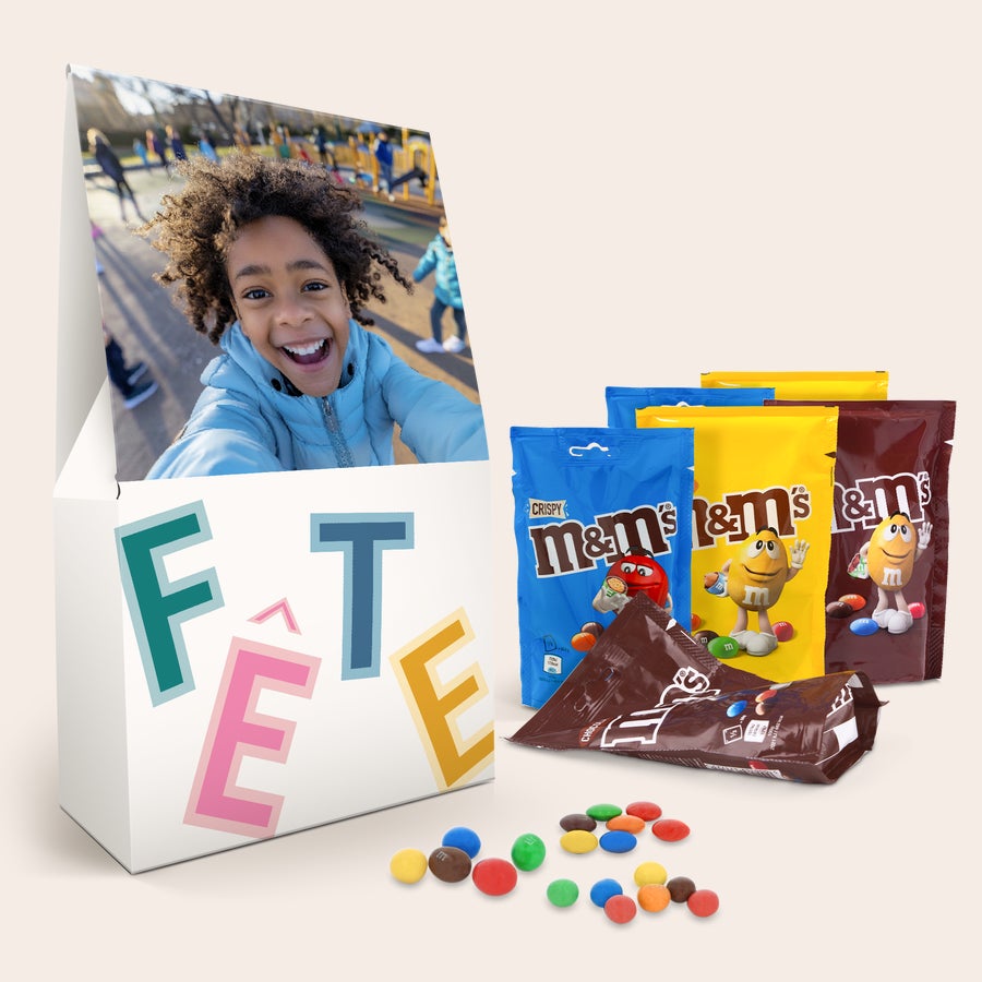 Boîte cadeau personnalisée XL M&M's - 6 sachets (714 grammes) Coffret cadeau XL M&Ms personnalisé avec photo d'enfant joyeux et le texte FÊTE, surprenant avec du chocolat