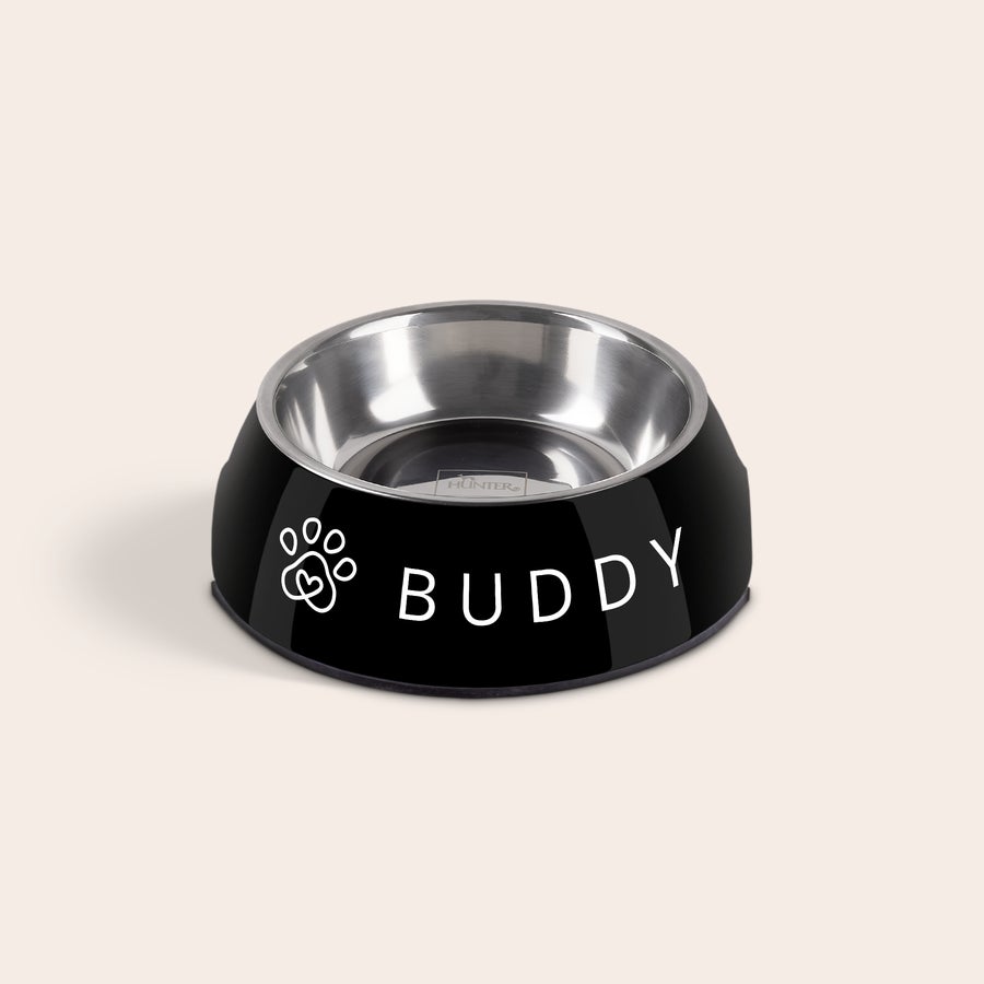 Posoda za hranjenje psov Črna personalizirana skleda za hrano za psa z natisnjenim imenom Buddy in srčkom v tački.