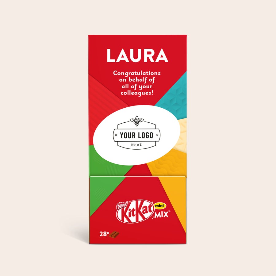 Potištěná krabice KitKat Mini Mix Personalizovaná směs lahodné čokolády KitKat s nápisem LAURA a možností přidání loga.