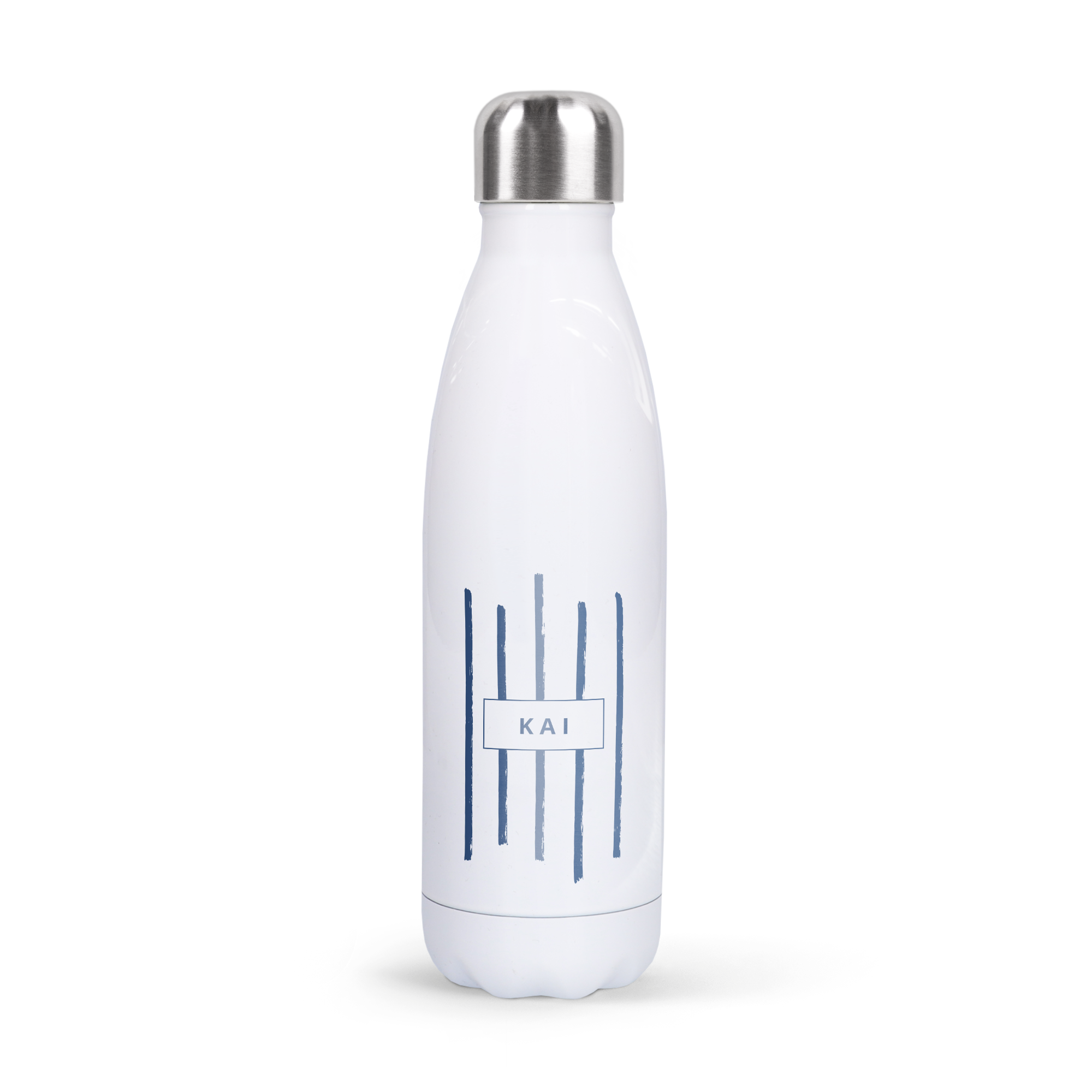 Botella de agua blanca de aluminio con tapa plateada, nombre KAI y diseño de líneas azules, personalizada con foto y texto.
