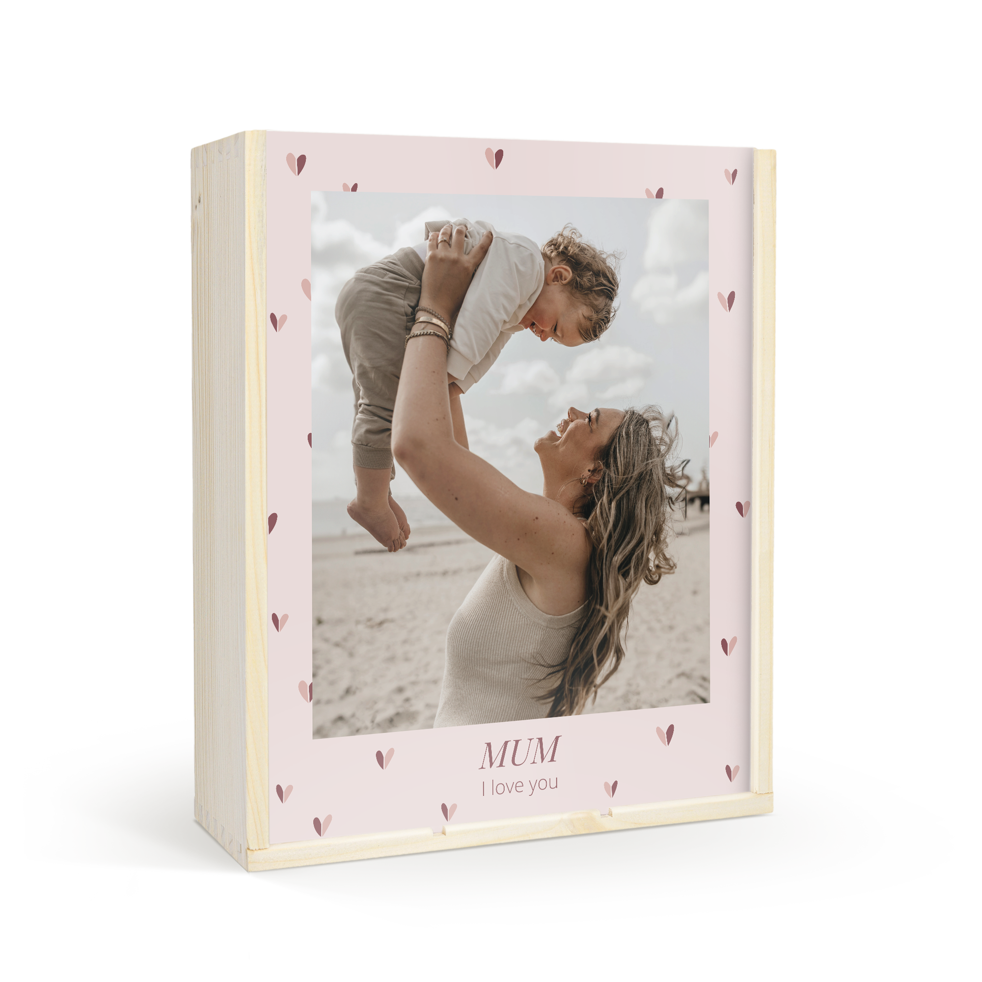 Deluxe wooden case with a personalized print of a mother and child, Mum I love you text, and heart accents