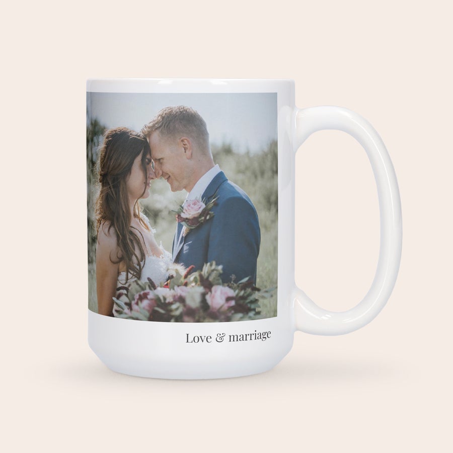 Cană personalizată - XXL Cană XXL imprimată cu o fotografie personalizată de nuntă și textul Love & marriage