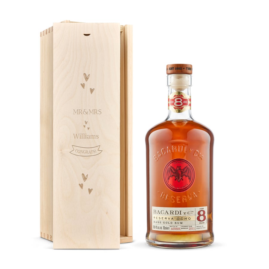 Personalised rum gift - Bacardi - Reserva Ocho - Engraved wooden case Personalised rum gift - Bacardi - Reserva Ocho - Engraved wooden case