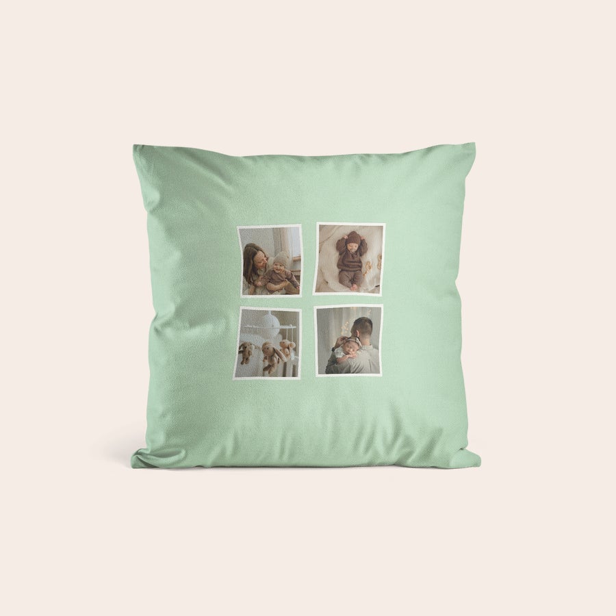 Kussens bedrukken Super zacht mintgroen kussen, bedrukt met vier gepersonaliseerde foto's van een gezin met baby, voor de liefste mensen.