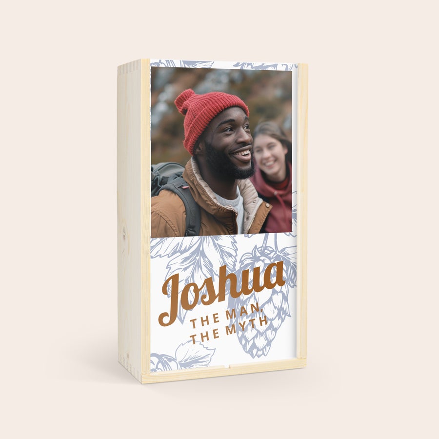 Personalizowany zestaw  piw - Westmalle Dubbel i Tripel Zestaw upominkowy do piwa Westmalle Double i Tripel w drewnianej skrzynce z nadrukowanym zdjęciem i imieniem Joshua the Man The Myth