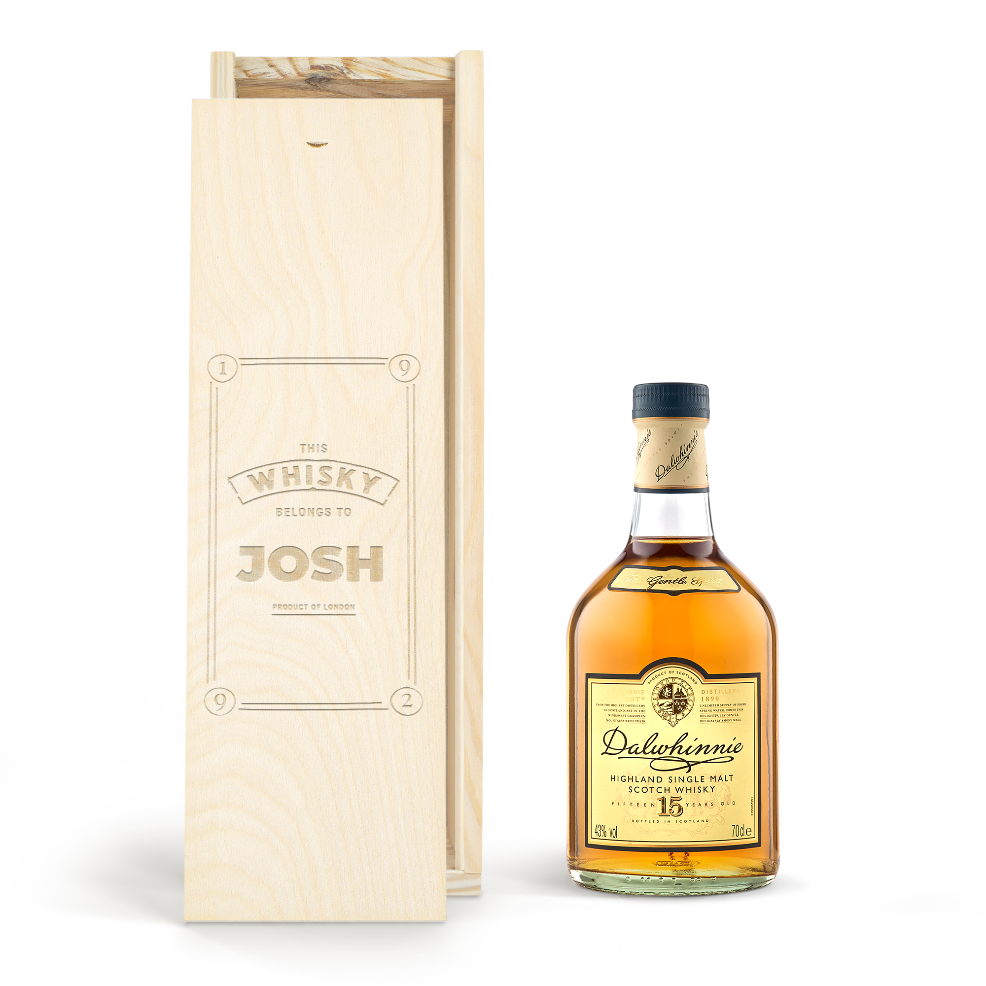 Dalwhinnie 15 éves whisky gravírozott fadobozban, Josh névvel személyre szabva