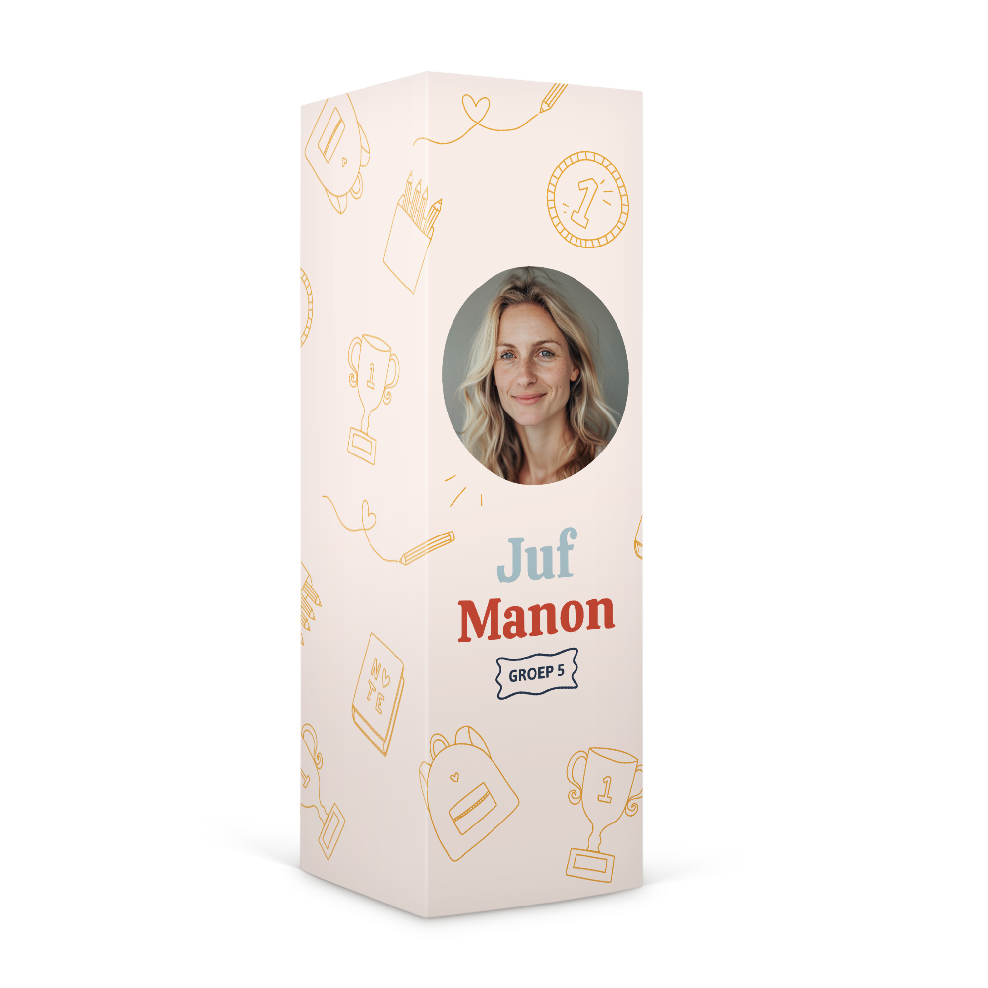 Gepersonaliseerde Lollipops Gift Box met foto en de tekst 'Juf Manon Groep 5' gedrukt.