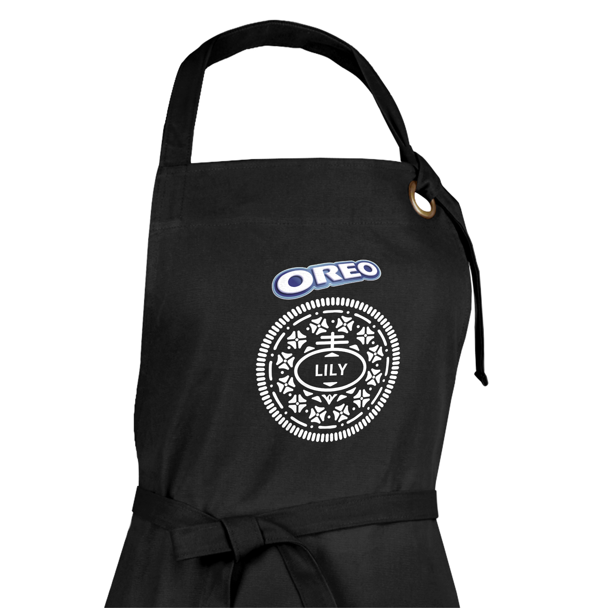 Črn predpasnik za peko z motivom piškota Oreo in natisnjenim imenom Lily za personalizirano darilno škatlo.