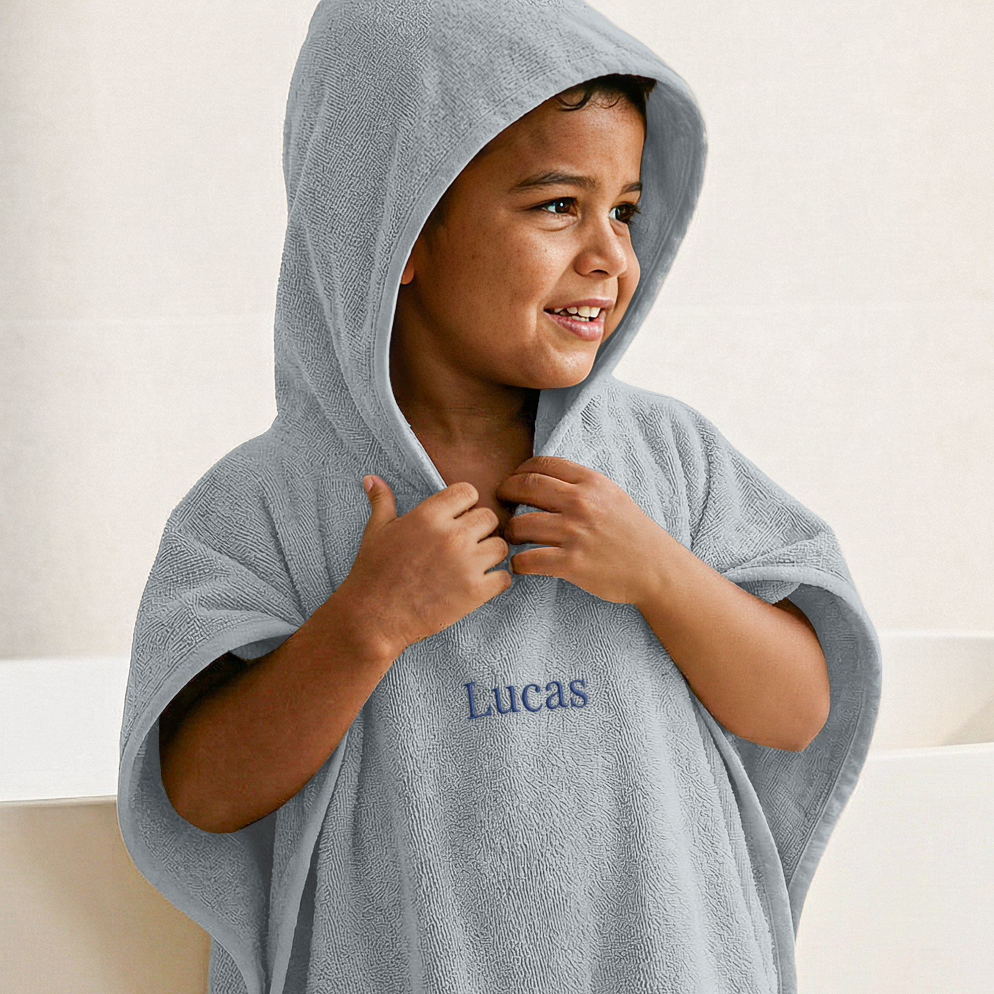 Poncho-håndkle til barn med navn