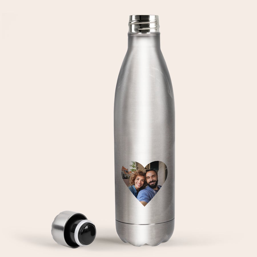 Personalised insulated water bottle Aluminium insulated water bottle with a personalized photo of a couple printed in a heart shape