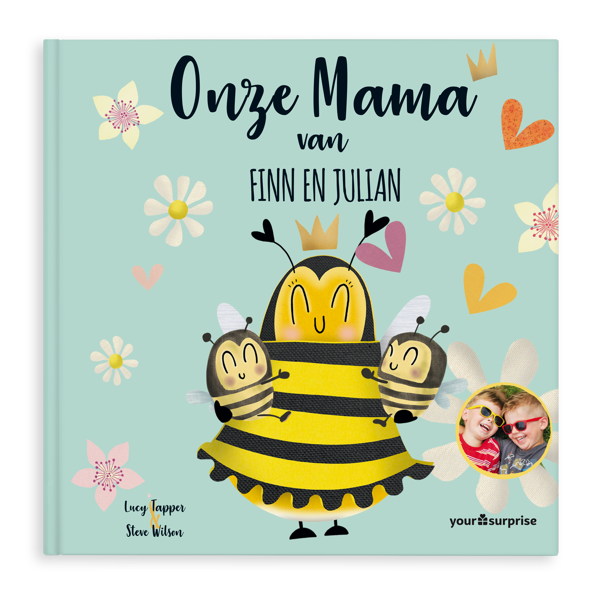 Gepersonaliseerd kinderboek 'Onze Mama' met eigen foto en namen van Finn en Julian op de omslag, om te laten zien hoeveel jouw mama voor je betekent.